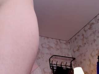 luafynova's CamSoda show and profile