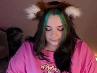 le modèle mia-r0ss est en webcam porno dans un show sur le site camsoda, il possède les tags suivants: ass,spanking,role play,roleplay,sex,sexy,solo,spank,stockings,black hair,striptease,student,sweet,tattoos,tease,teen 18,young adult,public,orgasm,oil