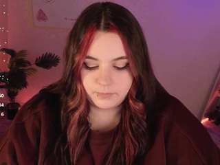 mia-r0ss's CamSoda show and profile