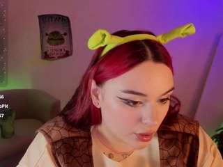 Mia live webcam show