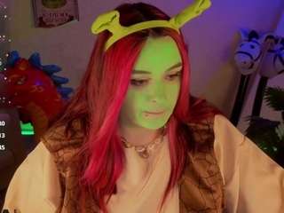 Mia-r0ss's cam show statistics and live stream