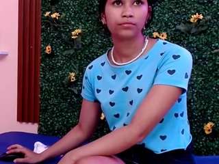 pequenachica18