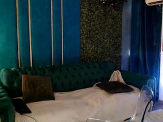suzanstacks from CamSoda is Freechat