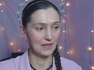 Ce modèle est en direct maintenant. tayafinch