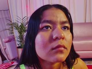 hayamikiotoo's CamSoda show and profile