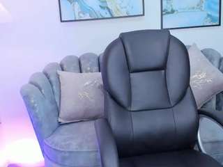 mila-blaze camsoda