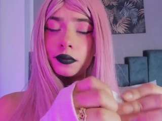 peytonn-monroe