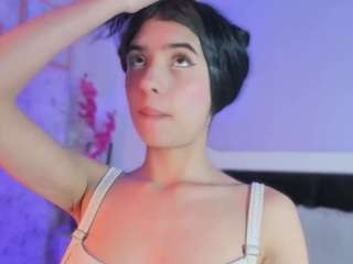 PeytonnPetite