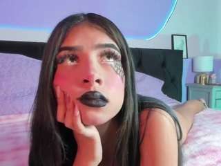 PeytonnPetite
