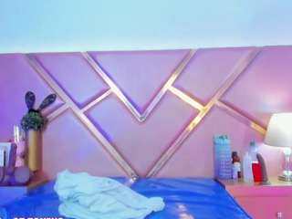 sophiiesinclair live cam profile