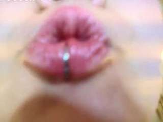 tasty-morita-r's CamSoda show and profile