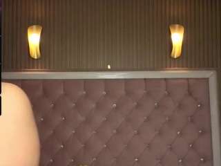 victoriia-b's CamSoda show and profile