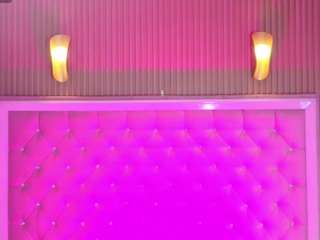 victoriia-b's CamSoda show and profile