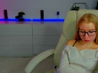 AlinaBlond