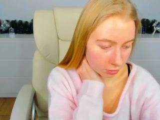 alinablond webcam model