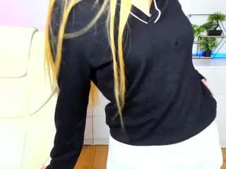 alinablond Live Webcam on CamSoda