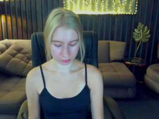 AlinaBlond