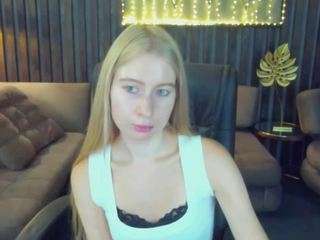 AlinaBlond