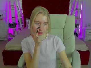 alinablond Live Webcam on CamSoda