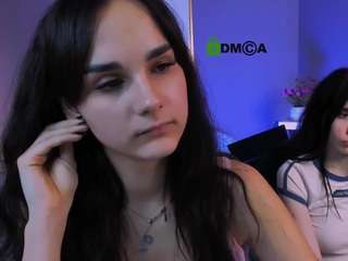  ariana-ross7 chat room