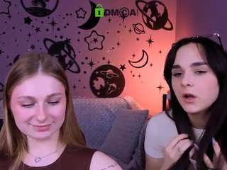 ariana-ross7's CamSoda show and profile