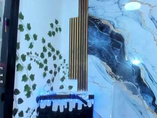 brittanyy20's CamSoda show and profile