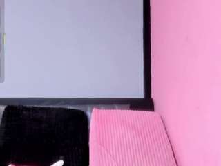 brittanyy20 live cam profile