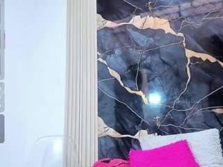 le modèle brittanyy20 est en webcam porno dans un show sur le site camsoda, il possède les tags suivants: anal,lovense,young adult,twerk,toys,teen 18,tattoos,striptease,green eyes,anal toys,facial piercings,drinking,double penetration,dirty talk,body massage,black hair,hd