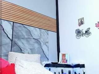 brittanyy20's live room