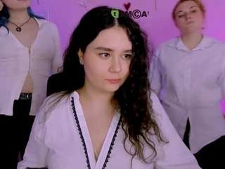 casey-meow live cam profile