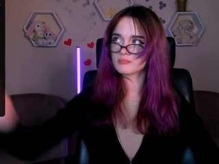  ella-crazy chat room