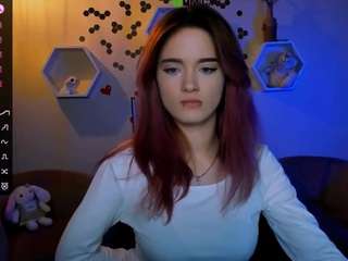  ella-crazy chat room