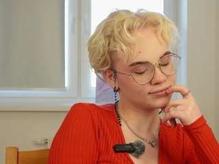  erlineheemstra chat room