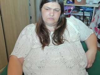 IONYSEXYLIPSPUSSY