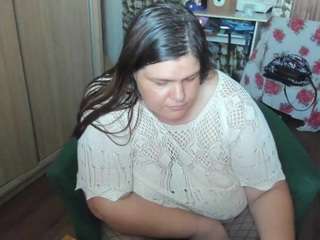 IONYSEXYLIPSPUSSY