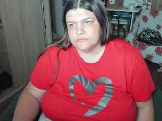 IONYSEXYLIPSPUSSY