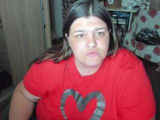 IONYSEXYLIPSPUSSY