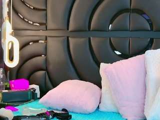 sabrinnataylor Live Webcam on CamSoda