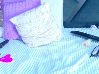 sabrinnataylor's CamSoda show and profile