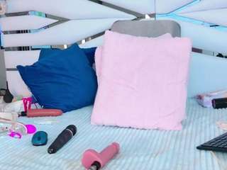 SabrinnaTaylor live webcam show