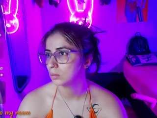 valentina-12 live cam