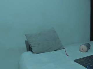 hairy pussy teen 18+