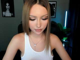 Stunning Erotic goddess - sexy hot teasing [886 tokens remaining]