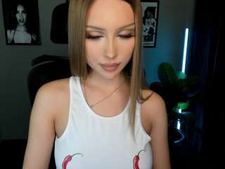 baklajan1918 Live Webcam on CamSoda