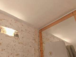 graces-davis webcam model