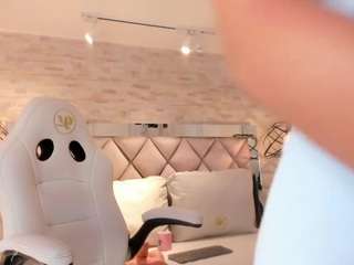 graces-davis live cam profile