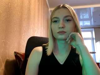  melanyhuckabone chat room