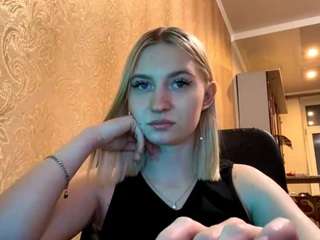  melanyhuckabone chat room