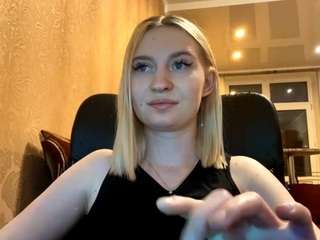  melanyhuckabone chat room