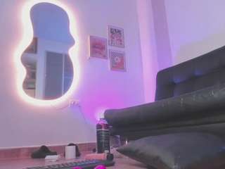 nikkitadragon webcam model